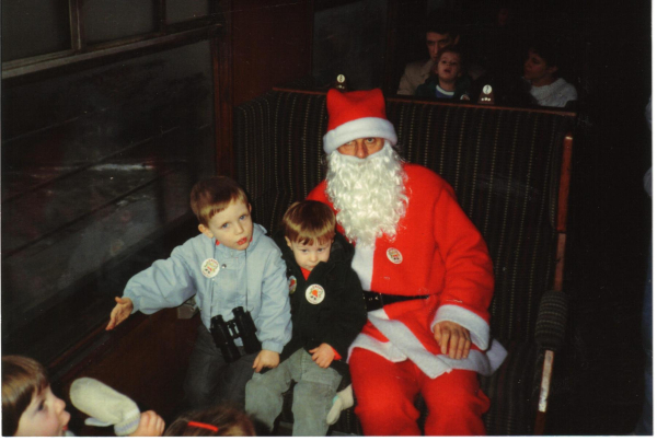 The Santa Special - train trip
16-Transport-03-Trains and Railways-000-General
Keywords: 1990