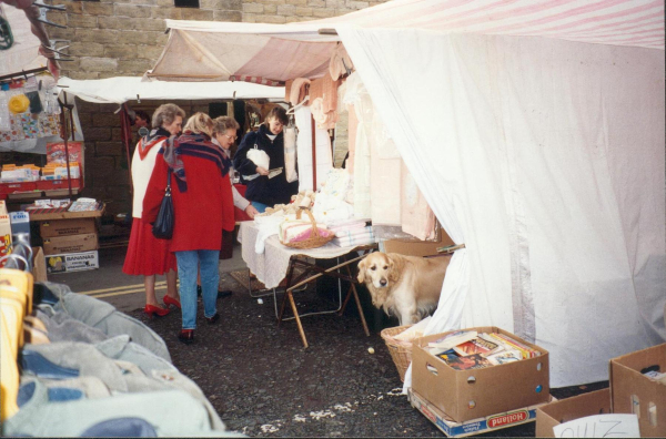 Saturday Market  all the different stalls are shown 
14-Leisure-04-Events-006-Markets
Keywords: 1995