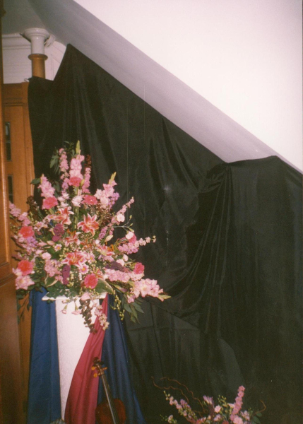 Flower Festival - Unknown Church
06-Religion-02-Church Activities-000-General
Keywords: 1997