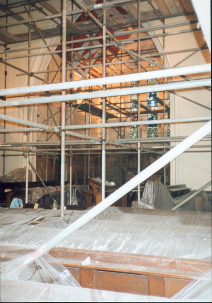 St Paul's Church - before redecoration
06-Religion-01-Church Buildings-001-Church of England  - St. Paul, Bridge Street, Ramsbottom
Keywords: 1998