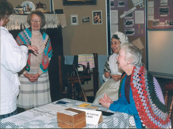 School Visit to the Heritage Centre 
01-Ramsbottom Heritage Society-01-RHS Activities-017-Heritage Centre
Keywords: 1991