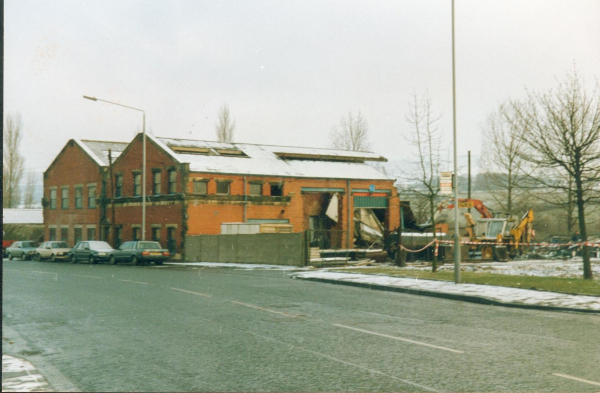 Former Bus Depot Stubbins Lane before petrol station was built
17-Buildings and the Urban Environment-05-Street Scenes-027-Stubbins Lane and Stubbins area
Keywords: 1991