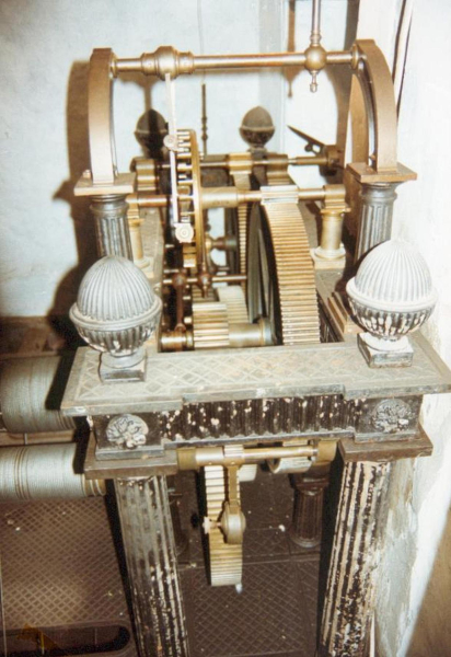 St Andrew's Church
06-Religion-01-Church Buildings-002-Church of England  -  St. Andrew, Bolton Street, Ramsbottom
Keywords: 1992