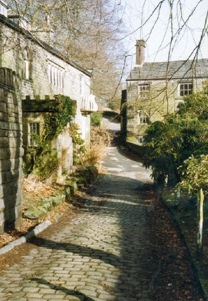 Holcombe village
17-Buildings and the Urban Environment-05-Street Scenes-014-Holcombe Village
Keywords: 1993