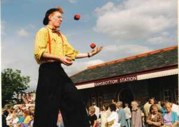 Juggling outside Ramsbottom station 
09-People and Family-02-People-000-General
Keywords: 1995