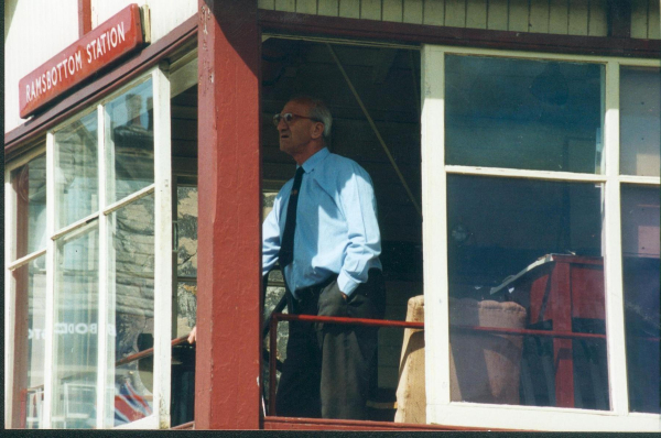 Signal man - Ramsbottom station 
16-Transport-03-Trains and Railways-000-General
Keywords: 1996