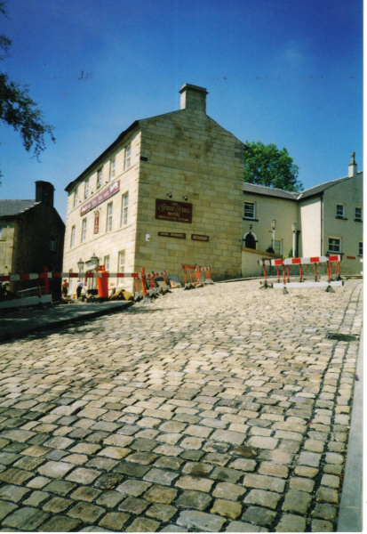 Setts finally laid leading to Car park at the top of the Civic Hall
17-Buildings and the Urban Environment-05-Street Scenes-017-Market Place
Keywords: 1997