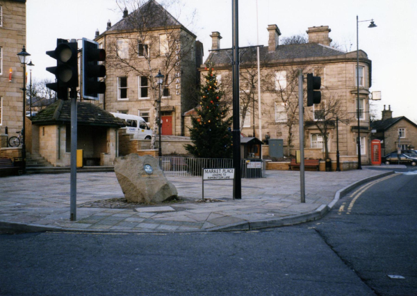 Market place
17-Buildings and the Urban Environment-05-Street Scenes-017-Market Place
Keywords: 1997