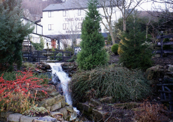 The Old Mill 
03-Shops, Restaurants and Hotels-04-Hotels-000-General
Keywords: 1997