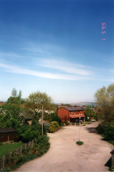 Garden City 
17-Buildings and the Urban Environment-05-Street Scenes-013-Holcombe Brook Area
Keywords: 1999