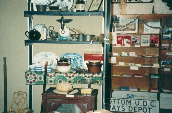 China and book display at the Heritage Centre
01-Ramsbottom Heritage Society-01-RHS Activities-000-General
Keywords: 2000