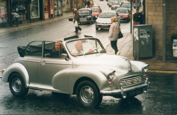 Millennium Festival - Morris Minor arrives
01-Ramsbottom Heritage Society-01-RHS Activities-016 Millennium Festival
Keywords: 2000