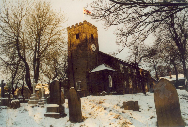 St George's flag - Edenfield Parish Church
06-Religion-01-Church Buildings-004-Church of England -  Edenfield Parish Church
Keywords: 2001