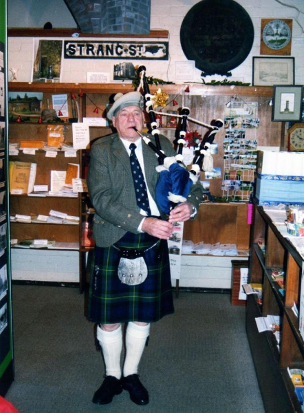 Ramsbottom Heritage Centre
01-Ramsbottom Heritage Society-01-RHS Activities-017-Heritage Centre
Keywords: 2002