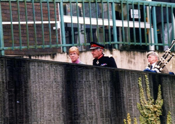 Library event - Carr Street
17-Buildings and the Urban Environment-05-Street Scenes-006-Carr Street and Tanners area
Keywords: 2002