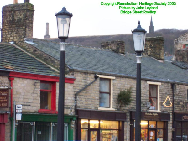 Bridge Street rooftops
17-Buildings and the Urban Environment-05-Street Scenes-003-Bridge Street
Keywords: 2003