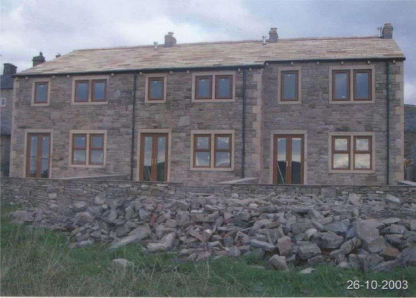New houses on site of Pinfold Farm - Edenfield
to be catalogued
Keywords: 2003