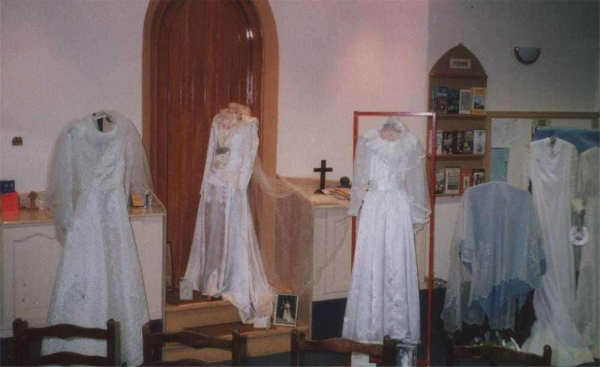 St Paul's Mothers Union - Marriage evening
06-Religion-01-Church Buildings-001-Church of England  - St. Paul, Bridge Street, Ramsbottom
Keywords: 2003