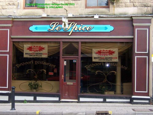 5 adjacent shops on Bolton Street - Le Spice Indian Restaurant
17-Buildings and the Urban Environment-05-Street Scenes-031 Bolton Street
Keywords: 2003