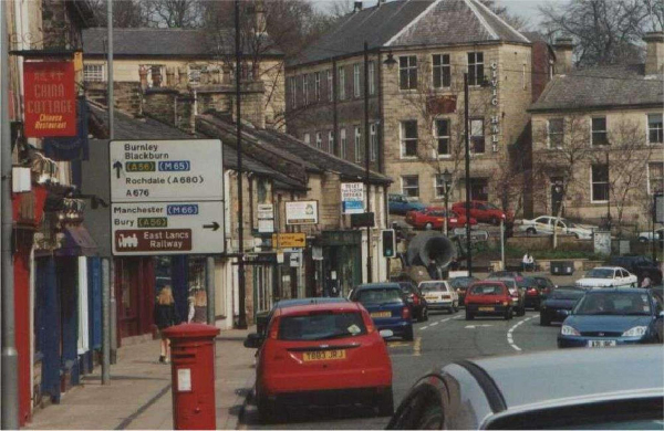 Superflous Signs - Bolton Street
17-Buildings and the Urban Environment-05-Street Scenes-031 Bolton Street
Keywords: 2003