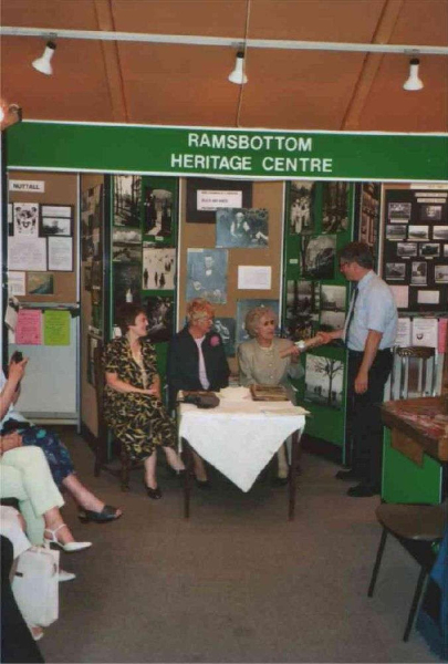Evelyn Waite -honorary member of RHS - Heritage Centre
01-Ramsbottom Heritage Society-01-RHS Activities-017-Heritage Centre
Keywords: 2003