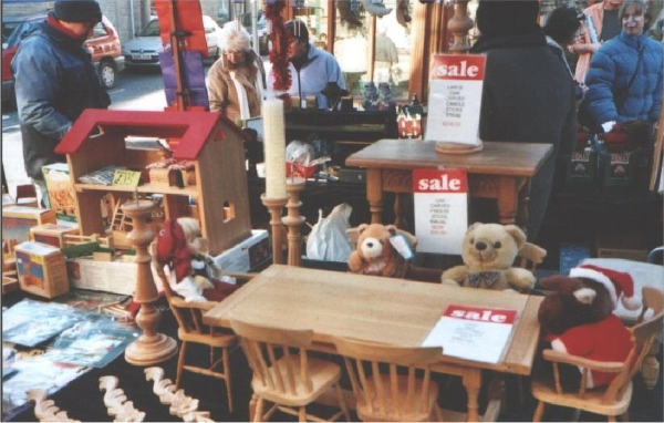 Dickensian Street Markets 
14-Leisure-04-Events-006-Markets
Keywords: 2004