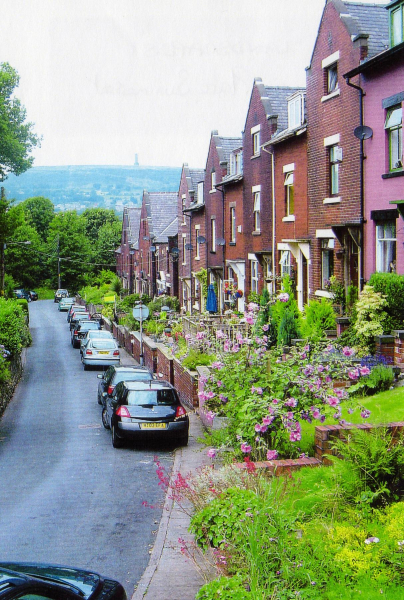 Queen's Place, Summerseat 
17-Buildings and the Urban Environment-05-Street Scenes-028-Summerseat Area
Keywords: 2005