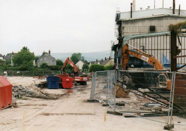 FD Sims wireworks before demolition 
02-Industry-05-Miscellaneous Industry-008-F D Sims Limited, Hazelhurst Works, Ramsbottom
Keywords: 2005