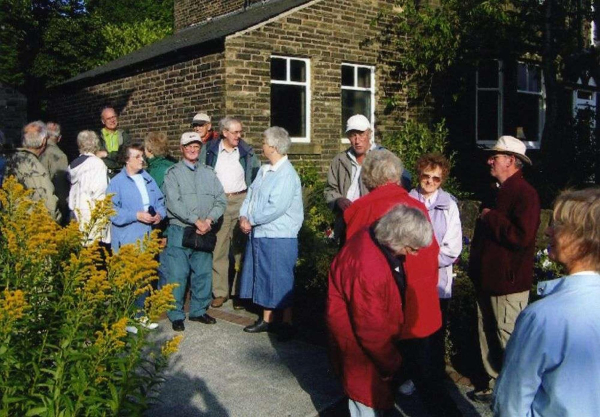 RHS Walk around Ramsbottom 
01-Ramsbottom Heritage Society-01-RHS Activities-000-General
Keywords: 2005
