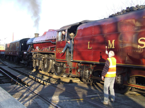 Leander Jubilee Class Locomotive at the level crossing Ramsbottom Station - January Steam Event 
16-Transport-03-Trains and Railways-000-General
Keywords: 2006
