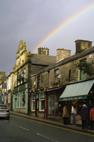 Rainbow over Bridge Street 
17-Buildings and the Urban Environment-05-Street Scenes-003-Bridge Street
Keywords: 2006