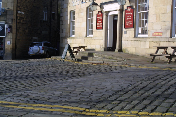 Yellow lines spoiling conservation area  ( Market Place) 
17-Buildings and the Urban Environment-05-Street Scenes-017-Market Place
Keywords: 2006