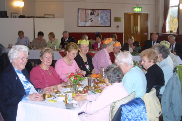 Ramsbottom Old People's Luncheon Club Christmas Party 
07-Government and Politics-02-Government and Public Buildings-001-Civic Hall

Keywords: 2006