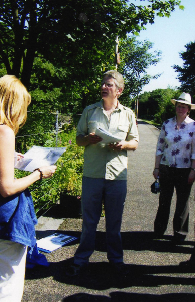 Andrew Todd leading the Ramsbottom Heritage Society Walk at Ramsbottom Station
01-Ramsbottom Heritage Society-01-RHS Activities-000-General
Keywords: 2006