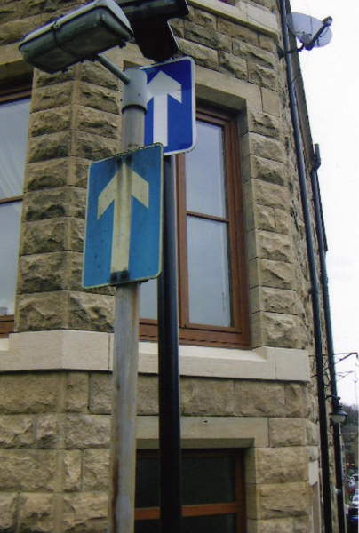 Corner of Central Street and Callender Street
17-Buildings and the Urban Environment-05-Street Scenes-005-Callender to Albert Street
Keywords: 2007