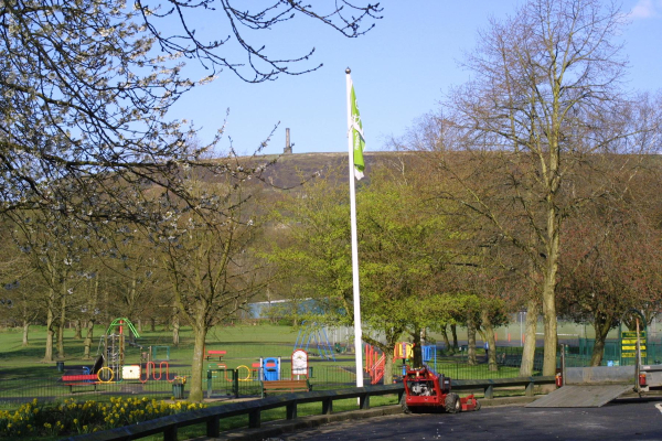 Nuttall Park
14-Leisure-01-Parks and Gardens-001-Nuttall Park General
Keywords: 2008