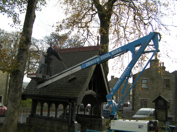 Lychgate cleaning at Edenfield Parish Church - 12th November 2011 
06-Religion-01-Church Buildings-004-Church of England -  Edenfield Parish Church
Keywords: 2011