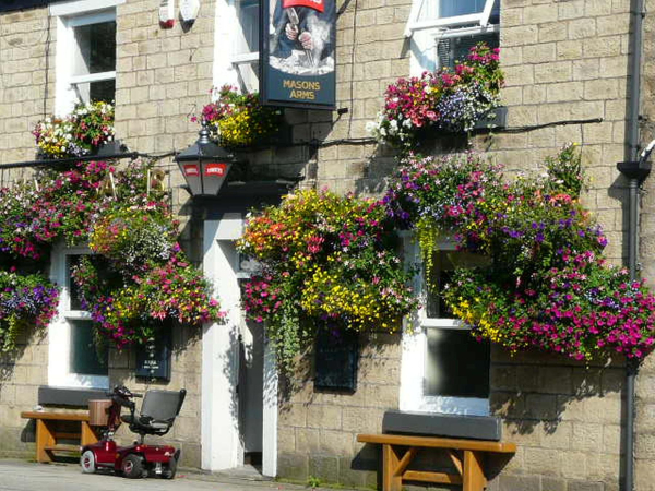 MASON ARMS
14-Leisure-05-Pubs-018-Masons Arms then Holcombe Tap
Keywords: 2013
