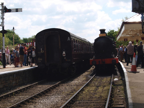 TRAINS AT RAMSBOTTOM STATION WAR WEEKEND 26-MAY 2013 
16-Transport-03-Trains and Railways-000-General
Keywords: 2013