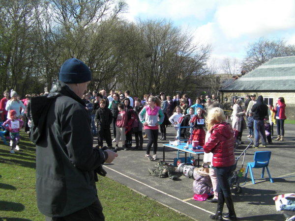 The Big Run by Edenfield School- 27 April 2013 
17-Buildings and the Urban Environment-05-Street Scenes-011-Edenfield
Keywords: 2013