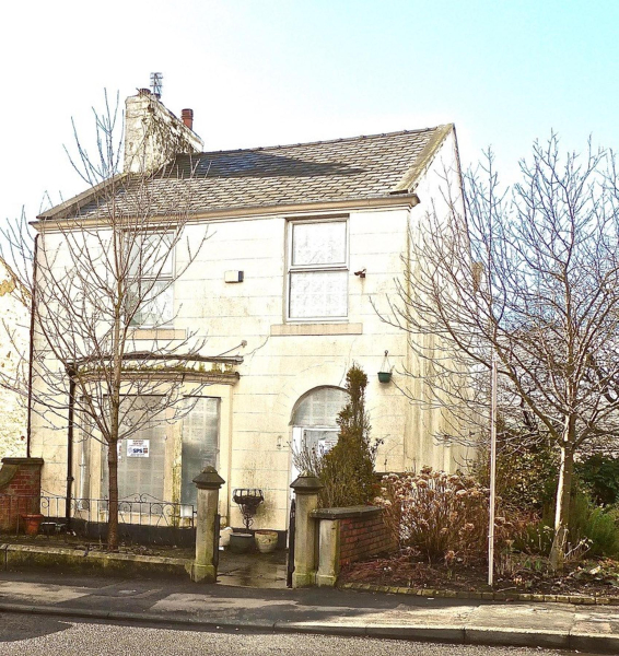 Market St to left, Market Place to right, Edenfield  - 21 Feb
17-Buildings and the Urban Environment-05-Street Scenes-011-Edenfield
Keywords: 2015