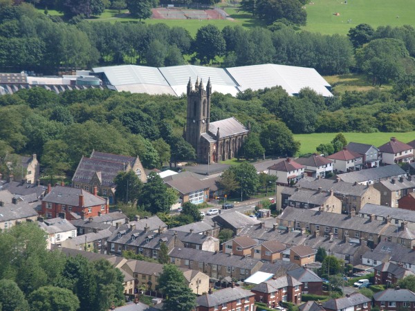 St Andrew's Church from Holcombe Hill
06-Religion-01-Church Buildings-002-Church of England  -  St. Andrew, Bolton Street, Ramsbottom
Keywords: 2015