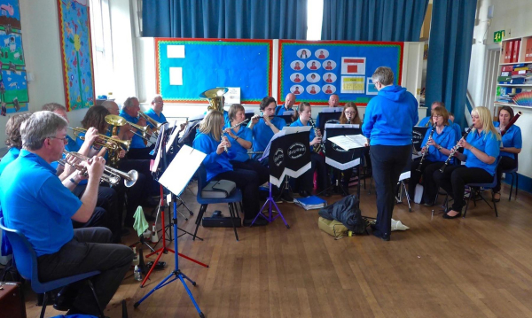 Valley Sounds Rossendale play at Edenfield School Summer Fair - 13 June
17-Buildings and the Urban Environment-05-Street Scenes-011-Edenfield
Keywords: 2015