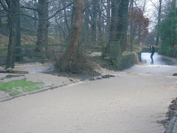 Flooding from Springwood Lodge
17-Buildings and the Urban Environment-05-Street Scenes-019-Nuttall area
Keywords: 2015
