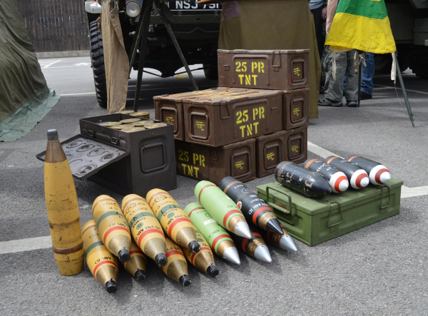 1940's weekend - Ramsbottom station renamed Nouvion
14-Leisure-04-Events-003-1940s weekends
Keywords: 2015