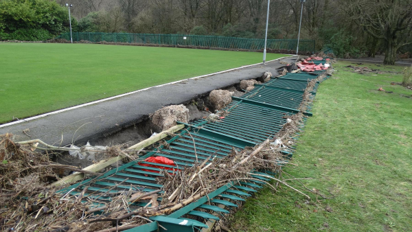 Bowling Green damage , Nuttall Park after the Boxing day floods
14-Leisure-01-Parks and Gardens-001-Nuttall Park General
Keywords: 2015