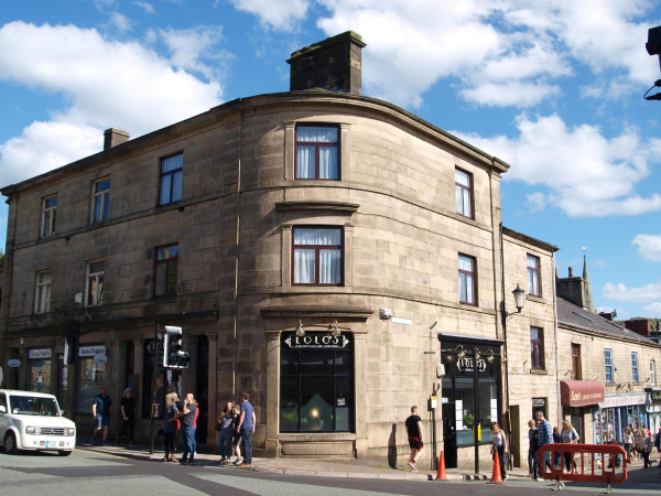 LoLo's Top of Bridge Street
17-Buildings and the Urban Environment-05-Street Scenes-003-Bridge Street
Keywords: 2016