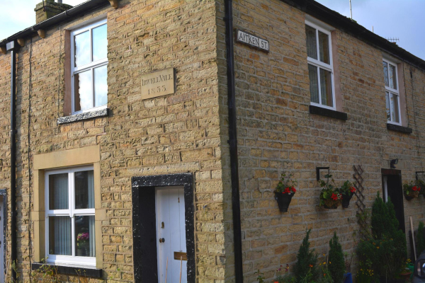 Aitken Street, Irwell Vale with datestone 
to be catalogued
Keywords: 2016