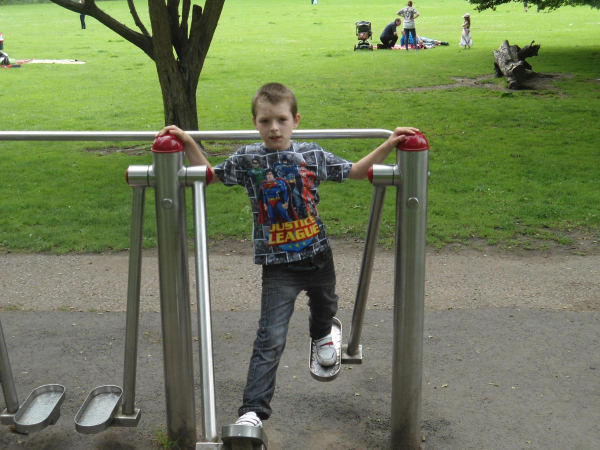 Keep Fit Nuttall Park
14-Leisure-01-Parks and Gardens-001-Nuttall Park General
Keywords: 2016