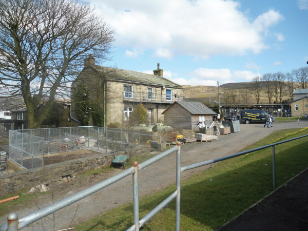 BleakHolt Farm
19-Animals and Plants-01-General-001-Bleakholt Animal Sanctuary
Keywords: 2016